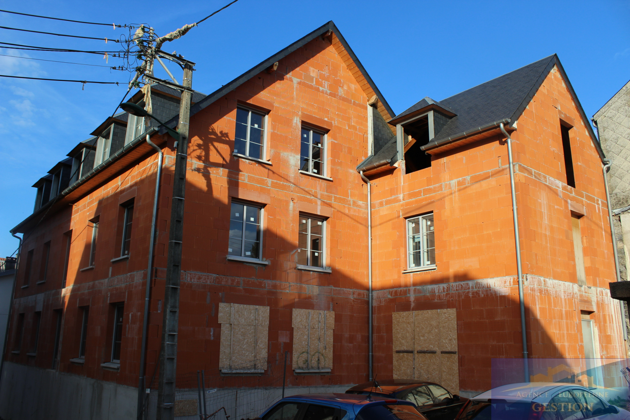 vente IMMEUBLE NEUF A ACHEVER